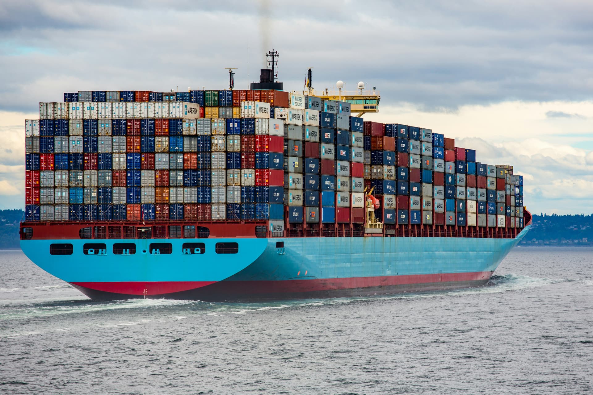 Imagen de Contenedores con Docker y orquestación con Kubernetes: Guía práctica